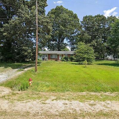 289 Wilson St, Lexington, NC 27295