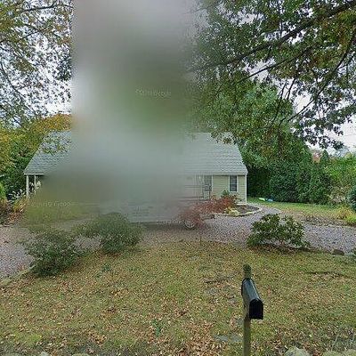 340 Scrabbletown Rd, North Kingstown, RI 02852