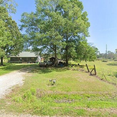 35230 Buck Carroll Rd, Walker, LA 70785