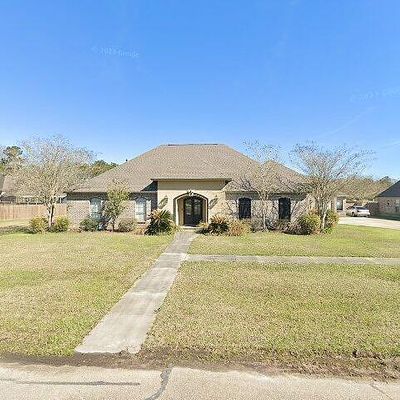 35670 Woodland Ridge Dr, Denham Springs, LA 70706