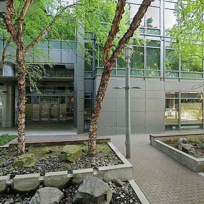 3601 S River Pkwy #2000, Portland, OR 97239