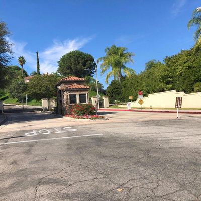 3628 Deauvilla Ct, Calabasas, CA 91302