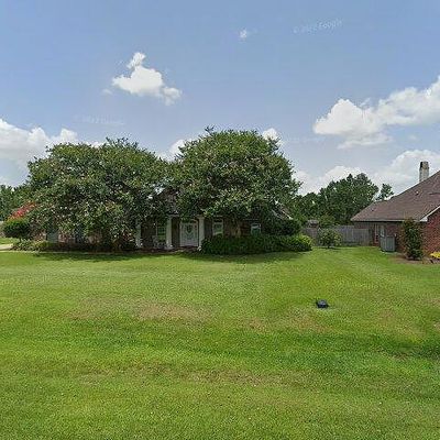 36405 Lucas Dr, Denham Springs, LA 70706