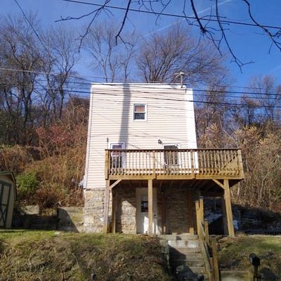 367 Mt Pleasant St, Coatesville, PA 19320