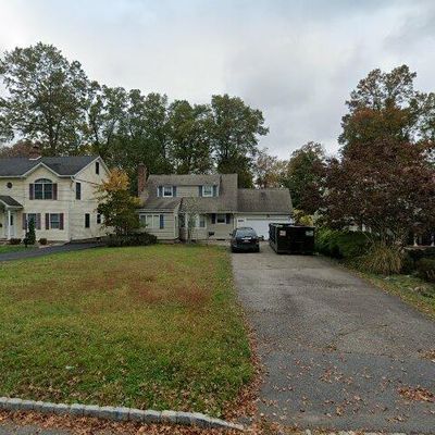 38 Crescent Rd, Livingston, NJ 07039