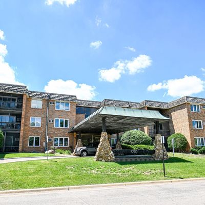 3200 Virginia Avenue S #304, Saint Louis Park, MN 55426