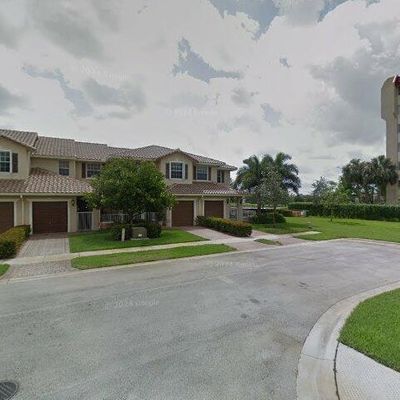 3246 Fairway Cir, Davie, FL 33328