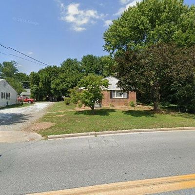 33 Monroe St, Westminster, MD 21157