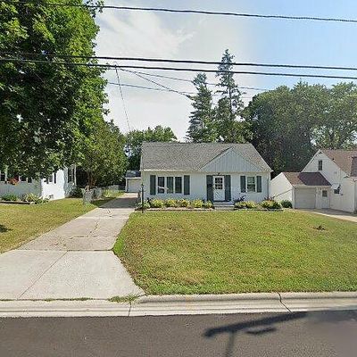 339 E Mission Rd, Green Bay, WI 54301