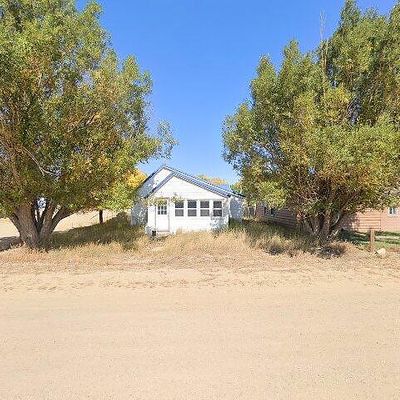 408 Walnut St, Medicine Bow, WY 82329