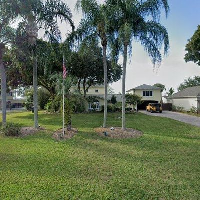 412 Shore Dr E, Oldsmar, FL 34677