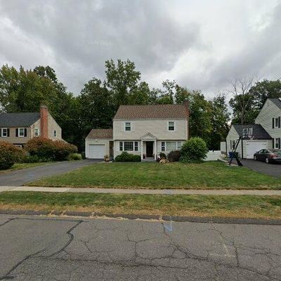 42 Overbrook Rd, West Hartford, CT 06107