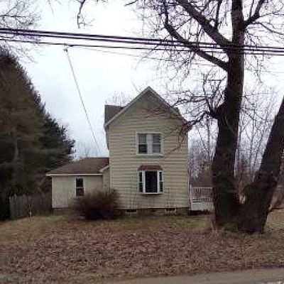 4285 Forest St, Leonard, MI 48367