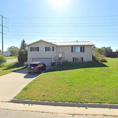 432 Kim St, Rio, WI 53960