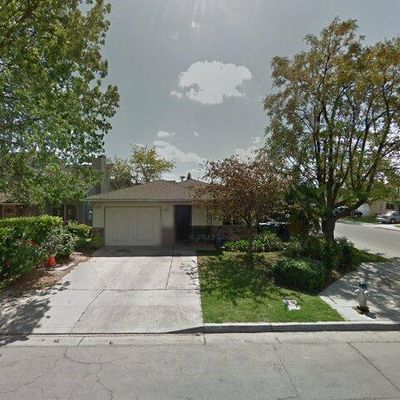 4363 W Brown Ave, Fresno, CA 93722