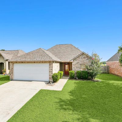 40514 Cross Ridge Ave, Gonzales, LA 70737