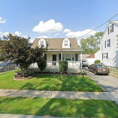 406 Sycamore Ave, Folsom, PA 19033