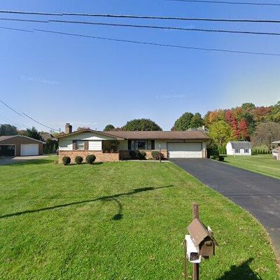 486 S Eberhart Rd, Butler, PA 16001