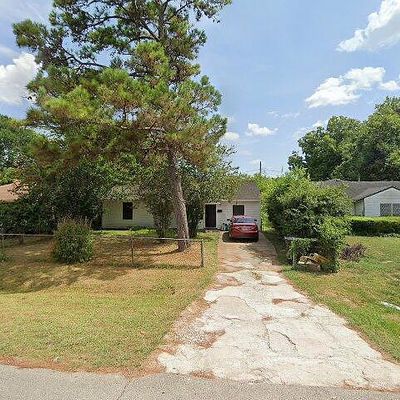 4914 Angleton St, Houston, TX 77033