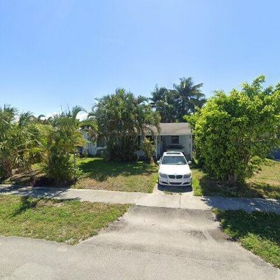 5217 Ne 4 Th Ave, Fort Lauderdale, FL 33334