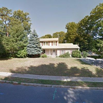 522 Holmes Ave N, Forked River, NJ 08731