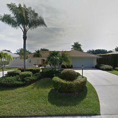 526 Neapolitan Ln, Naples, FL 34103