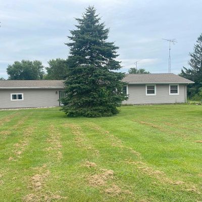 52977 Pulver Rd, Three Rivers, MI 49093