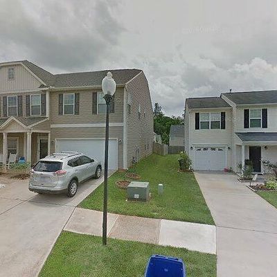 447 Summergate Dr, Winston Salem, NC 27103