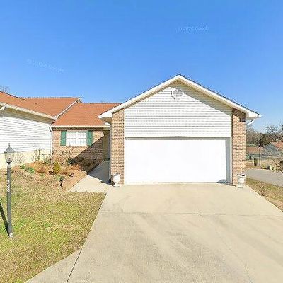 455 Executive Meadows Dr, Lenoir City, TN 37771