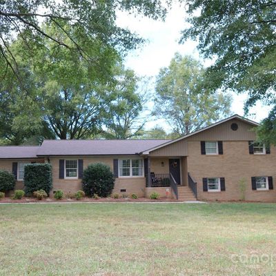 4716 Carolando Drive, Concord, NC 28027