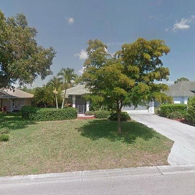 480 Raven Way, Naples, FL 34110