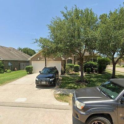 4801 Meridian Park Dr, Pearland, TX 77584