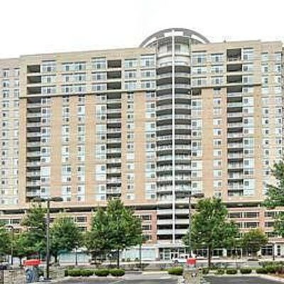 5750 Bou Ave #1807, Rockville, MD 20852