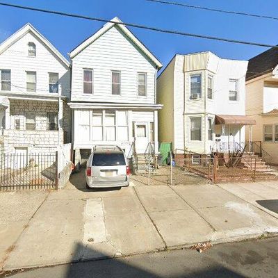 58 Dwight St, Jersey City, NJ 07305