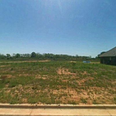 601 Ashton Oak Dr, Prattville, AL 36066