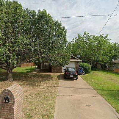 602 Pine Bluff St, Cleburne, TX 76031