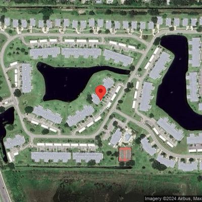 605 W Lake Jasmine Cir #202, Vero Beach, FL 32962