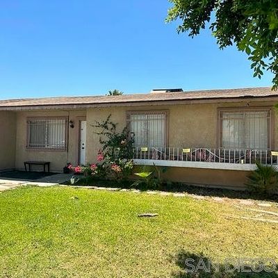 606 De Las Flores, Calexico, CA 92231