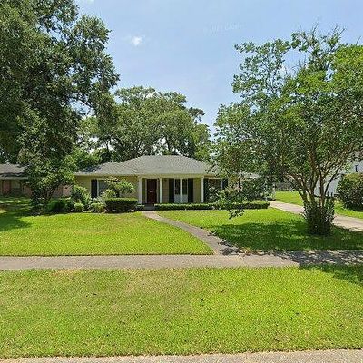 607 May St, Jennings, LA 70546