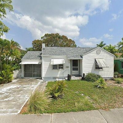 610 S N St, Lake Worth Beach, FL 33460