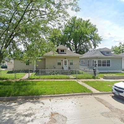 614 Oneida St, Waterloo, IA 50703