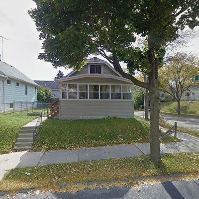 6235 W Dixon St, Milwaukee, WI 53214