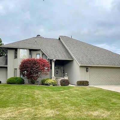 628 E Vine Ct, Sturgeon Bay, WI 54235