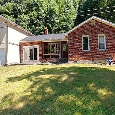 53 Happy Hollow Rd, Pineville, KY 40977