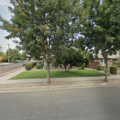 530 W Kaweah Ave, Visalia, CA 93277