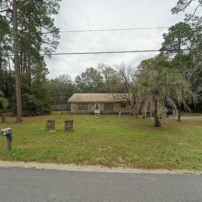 5309 Hillcrest Rd, Crestview, FL 32539