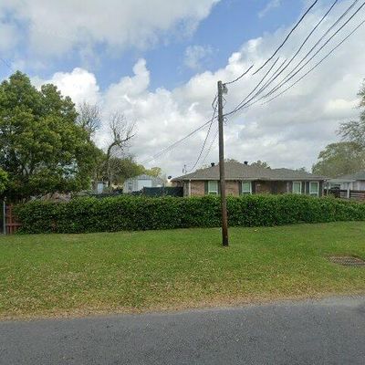 5316 August Ln, Marrero, LA 70072