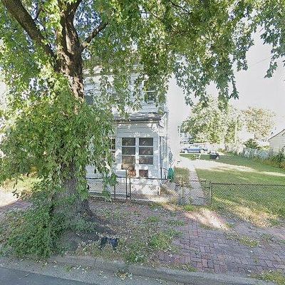 547 Locust St, Bristol, PA 19007