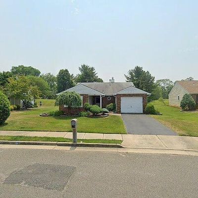 55 Suffolk Way, Marlboro, NJ 07746