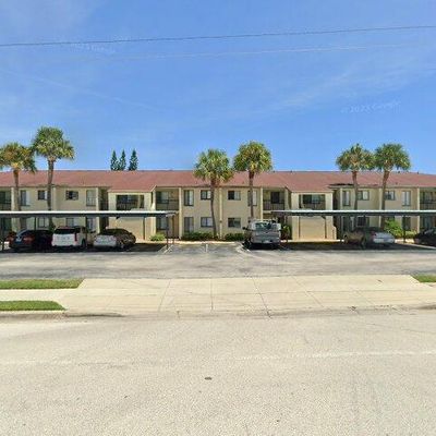 551 S Brevard Ave, Cocoa Beach, FL 32931